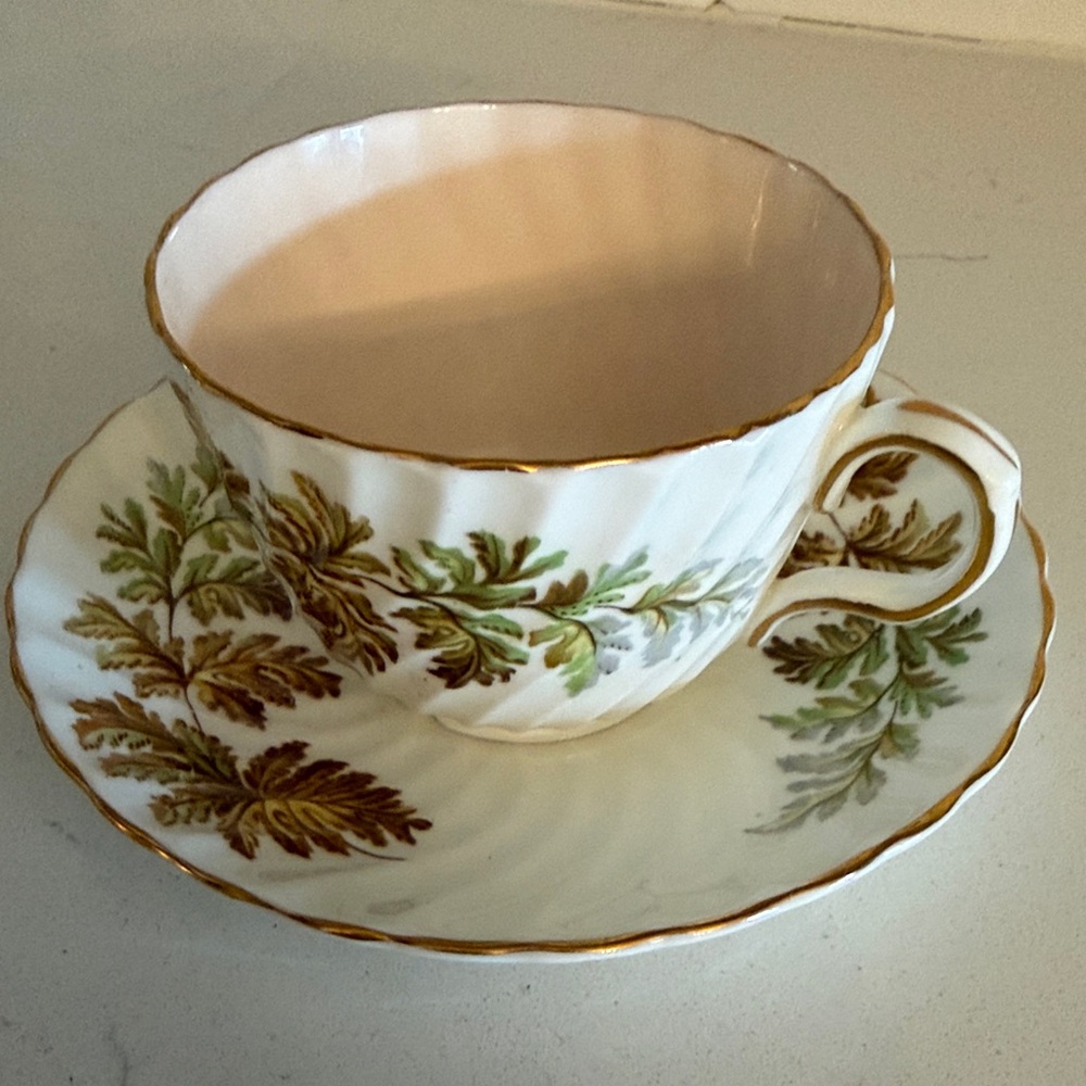 Leaf-Motif Bone China Teacup and Saucer - White with Green and Gold Trim